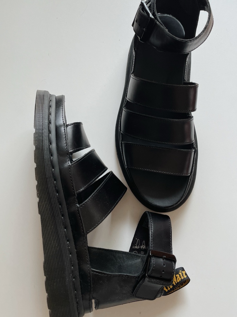 Dr.Martens Women’s Clarissa II Leather Sandals Goth Size 8 Women's EUC Like New - Picture 3 of 9